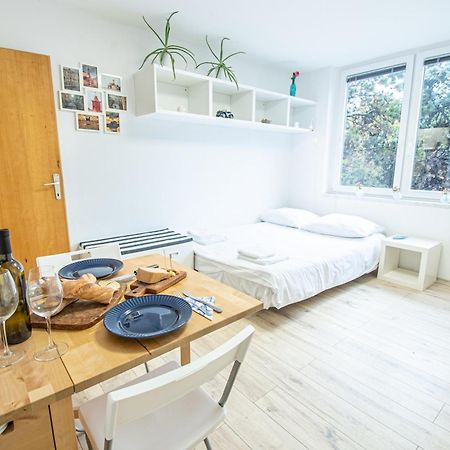 Umag Center Apartment Parking By Rentistra Exteriör bild