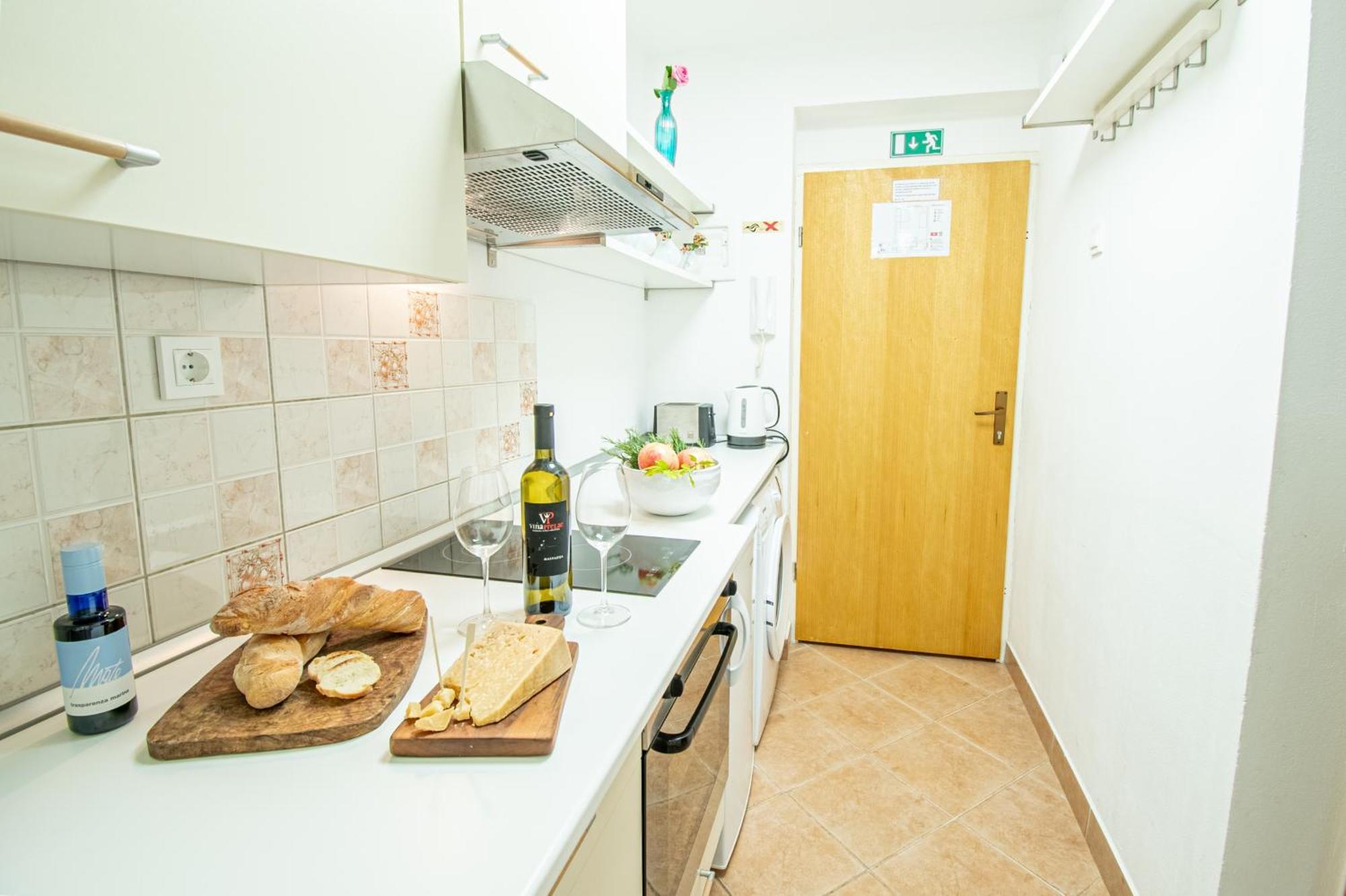 Umag Center Apartment Parking By Rentistra Exteriör bild