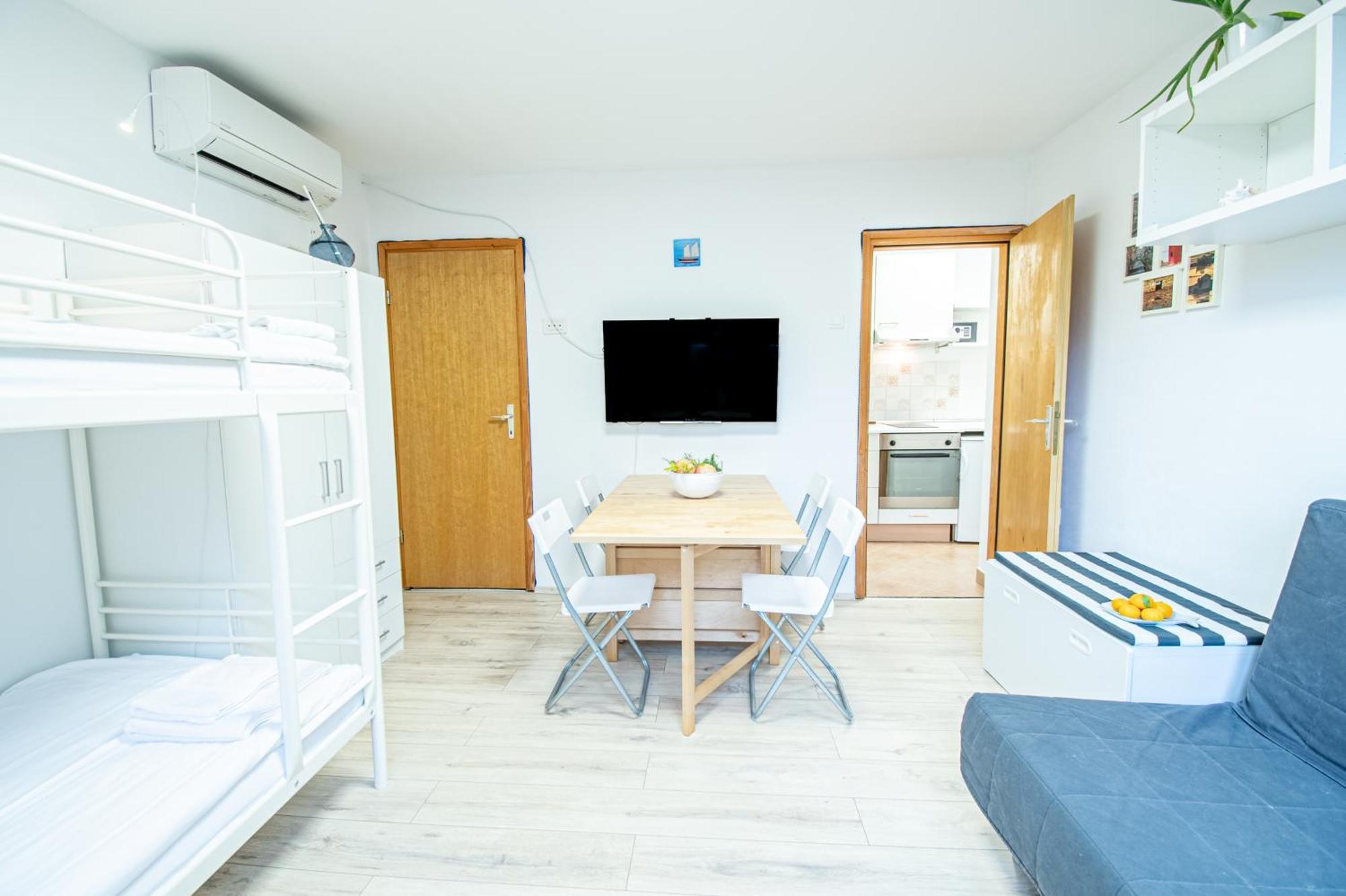 Umag Center Apartment Parking By Rentistra Exteriör bild